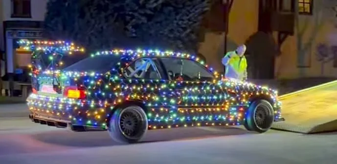 Der Lichter-BMW hat mittlerweile über 50.000 Fans auf Instagram