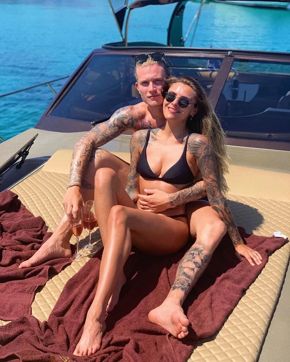 Von Juni 2019 bis Mitte 2021 waren Schauspielerin Sophia Thomalla (heute 35) und der damalige 1. FC-Union-Berlin-Torwart Loris Karius (heute 31) ein Paar